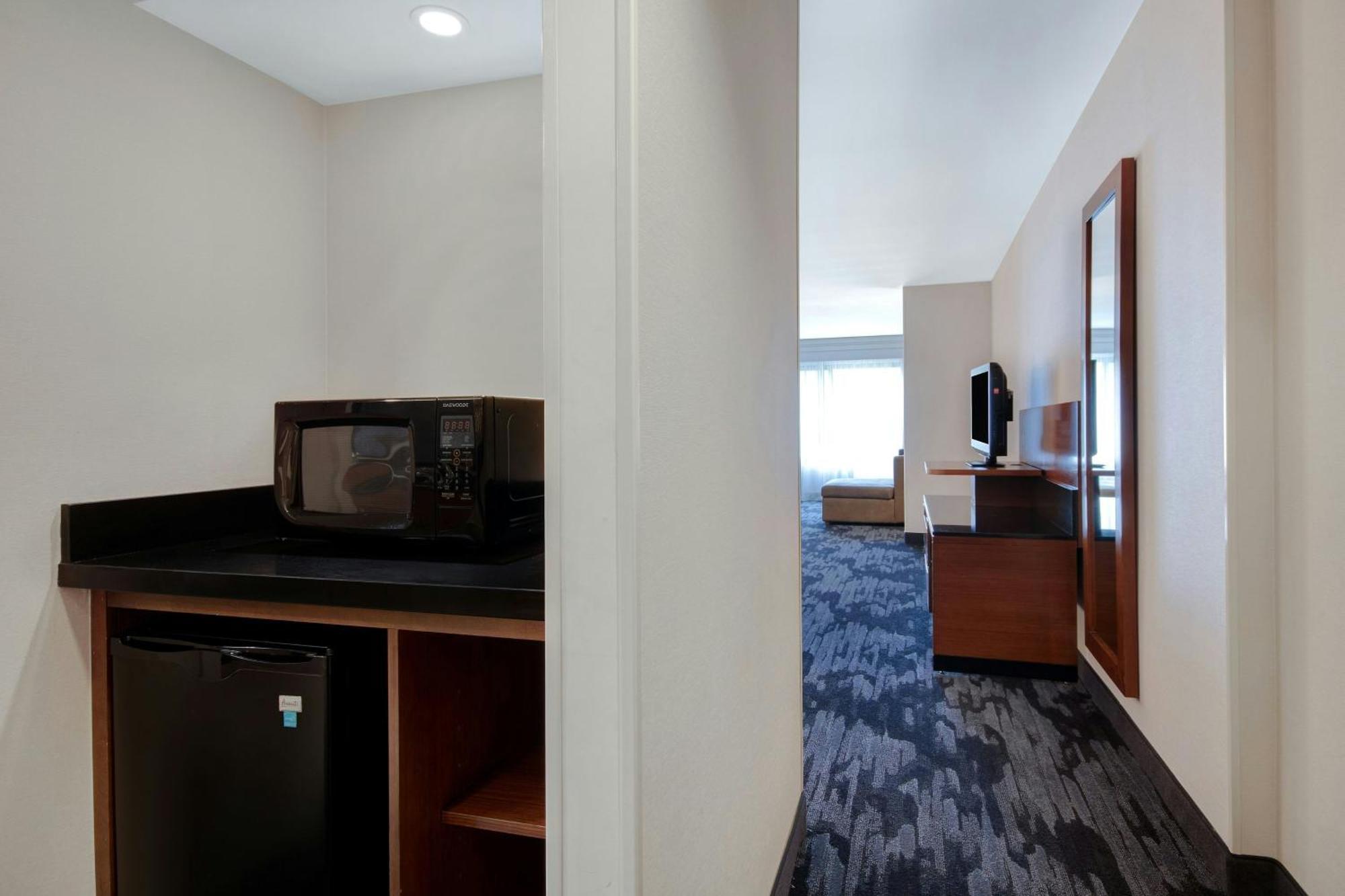 Fairfield Inn And Suites By Marriott Rochester West/Greece Bagian luar foto